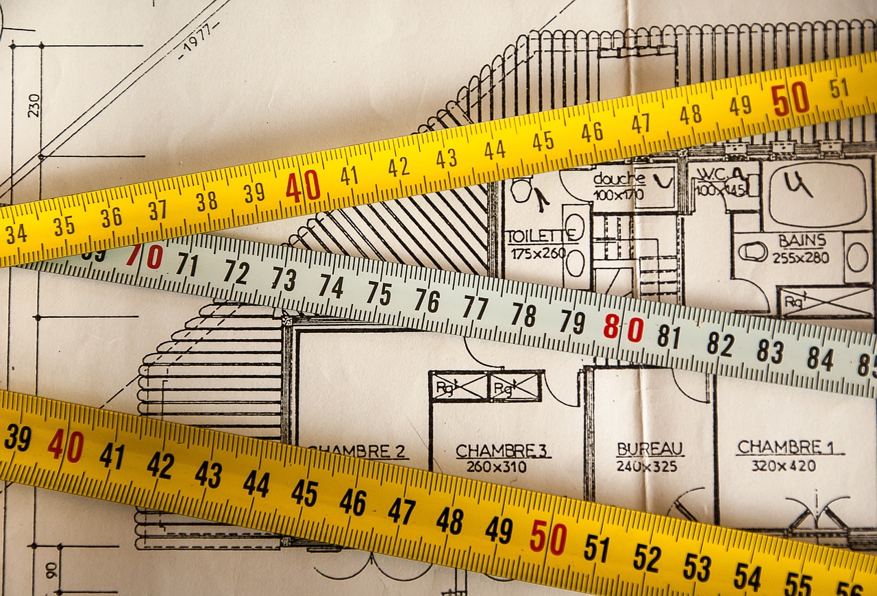 Contratar um engenheiro civil é um passo fundamental para garantir o sucesso de projetos de construção, desde pequenas reformas até grandes empreendimentos.